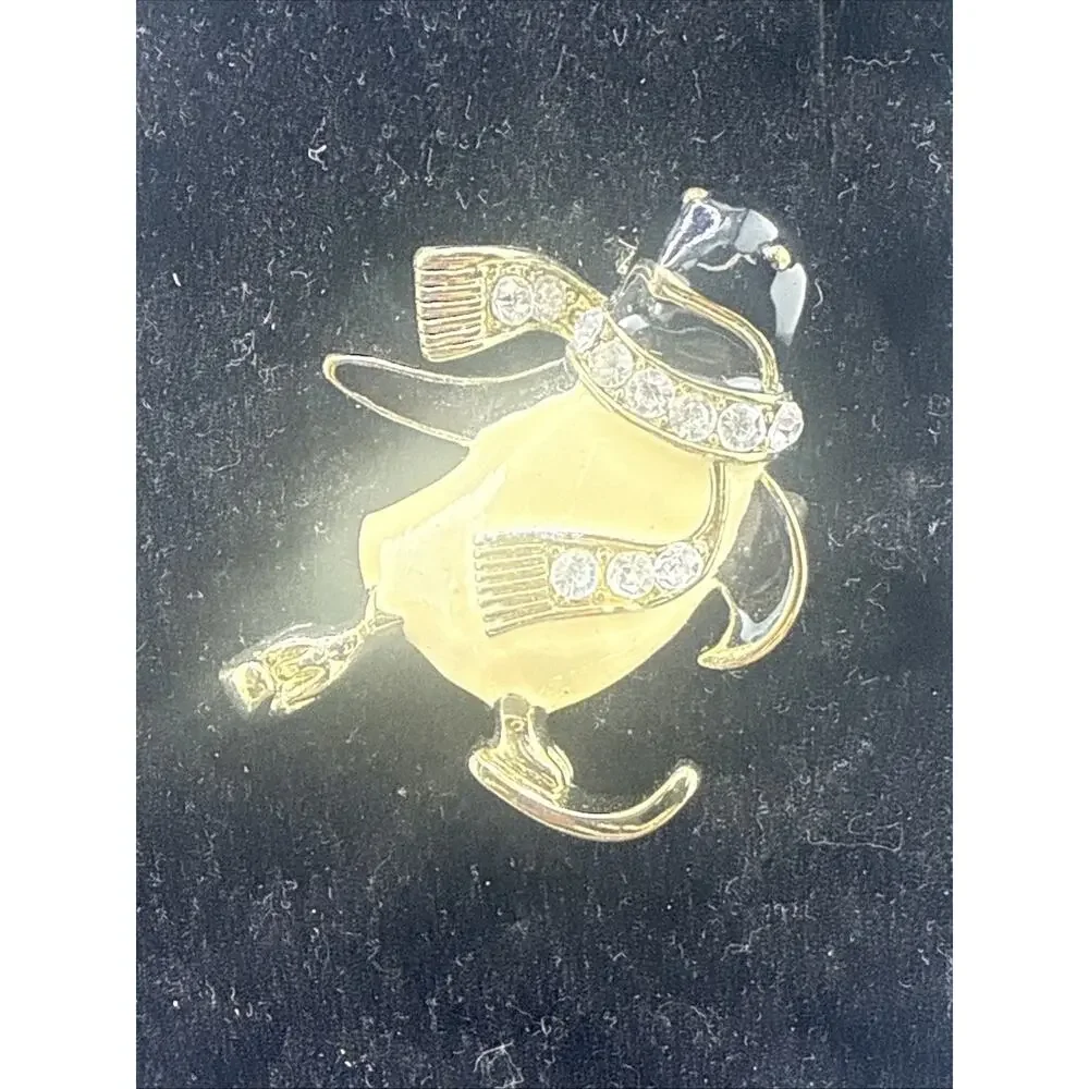 Penguin Brooch Pin Rhinestones Enamel Gold Tone Holiday Skiing Penguin